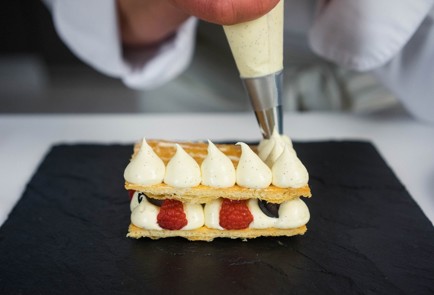 Фото шага рецепта Мильфей с ягодами 138569 шаг 24  