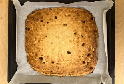 Фото шага рецепта Миндальнококосовая запеканка с изюмом 174620 шаг 10  