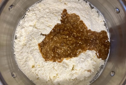 Фото шага рецепта Миндальнококосовая запеканка с изюмом 174620 шаг 5  