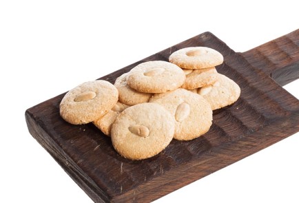 Фото шага рецепта Миндальное печенье 126283 шаг 10  