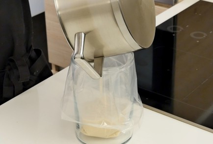 Фото шага рецепта Миндальное печенье 126283 шаг 7  