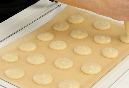 Фото шага рецепта Миндальное печенье 126283 шаг 8  