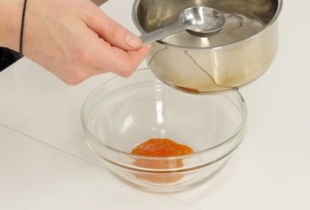 Фото шага рецепта Миндальный торт с шоколадным кремом 93112 шаг 7  