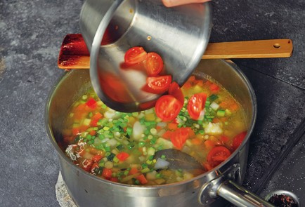 Фото шага рецепта Минестроне с дайконом и укропом 27683 шаг 7  