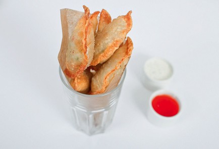 Фото шага рецепта Миничебуреки 30373 шаг 5  