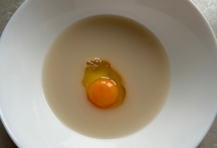 Фото шага рецепта Минипиццы 176021 шаг 4  