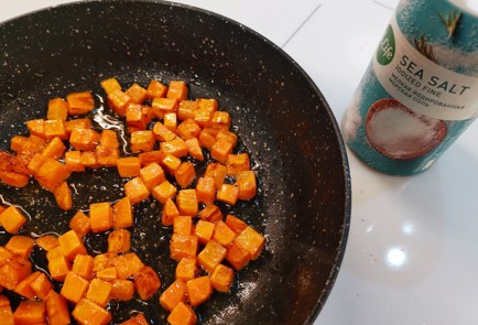 Фото шага рецепта Минтай на сковороде 176218 шаг 2  