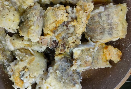 Фото шага рецепта Минтай с морковью 175632 шаг 9  