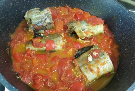 Фото шага рецепта Минтай с овощами 190326 шаг 10  