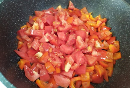 Фото шага рецепта Минтай с овощами 190326 шаг 4  