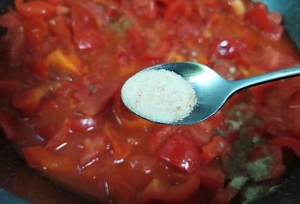 Фото шага рецепта Минтай с овощами 190326 шаг 6  