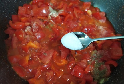 Фото шага рецепта Минтай с овощами 190326 шаг 8  