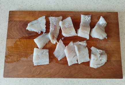 Фото шага рецепта Минтай в духовке 175765 шаг 1