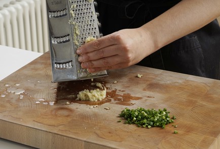 Фото шага рецепта Минтай в хрустящей корочке 153000 шаг 2  