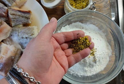 Фото шага рецепта Минтай в кляре 175631 шаг 5  