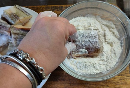 Фото шага рецепта Минтай в кляре 175631 шаг 9  