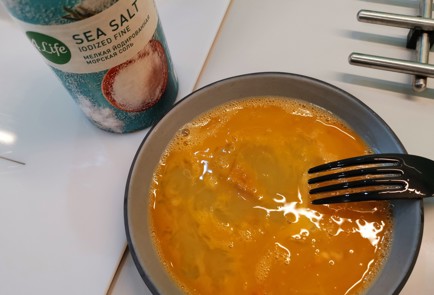 Фото шага рецепта Минтай в кляре 176212 шаг 4  