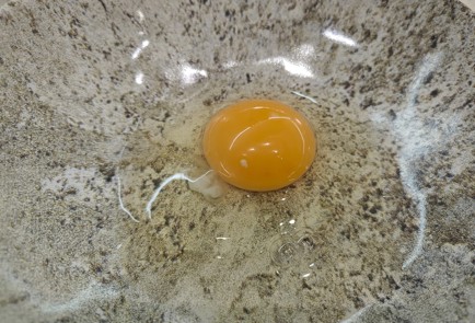 Фото шага рецепта Минтай в кляре 188344 шаг 1  