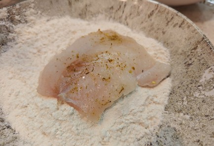 Фото шага рецепта Минтай в кляре 188344 шаг 7  