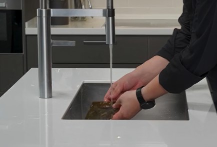 Фото шага рецепта Мисосуп 152543 шаг 1  