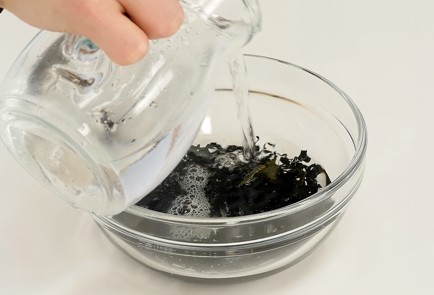 Фото шага рецепта Суп с мисо 114519 шаг 1  