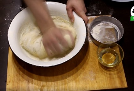 Фото шага рецепта Мягкие плюшки с сахаром 47485 шаг 5  