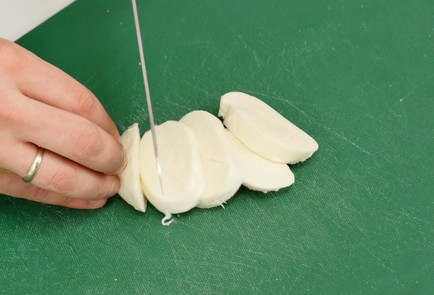 Фото шага рецепта Моцарелла в карете 91934 шаг 1  