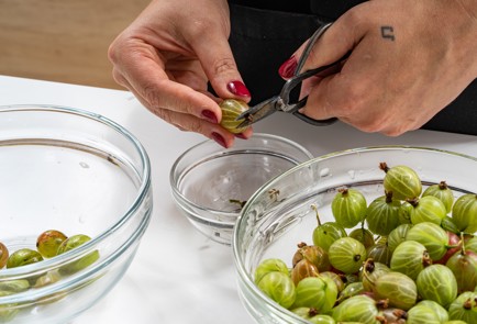 Фото шага рецепта Компотмохито на зиму из крыжовника 174073 шаг 4  