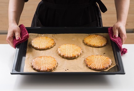 Фото шага рецепта Молочные коржики как в детском саду 152460 шаг 12  