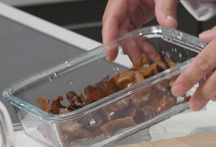 Фото шага рецепта Морковьчили с соусом из топленого молока 152610 шаг 4