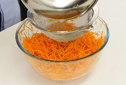 Фото шага рецепта Морковь покорейски 48850 шаг 9  