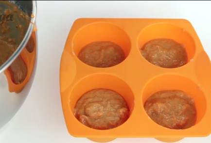 Фото шага рецепта Морковные кексы с имбирем и корицей 19945 шаг 4  