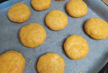 Фото шага рецепта Морковное печенье 188705 шаг 8  