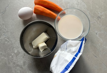 Фото шага рецепта Морковные маффины 190260 шаг 1