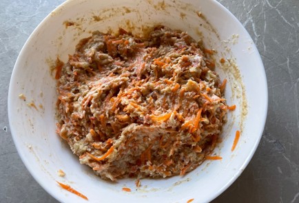 Фото шага рецепта Морковный кекс 190805 шаг 7  