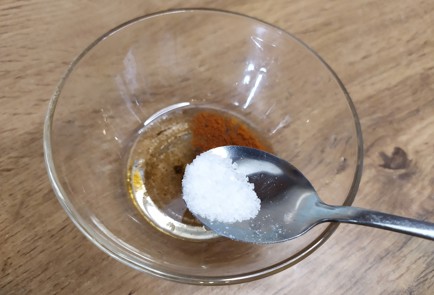 Фото шага рецепта Морковный салат с кунжутом 189449 шаг 5  