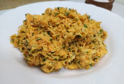 Фото шага рецепта Салат из моркови 190645 шаг 10  