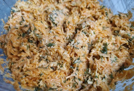 Фото шага рецепта Салат из моркови 190645 шаг 9  