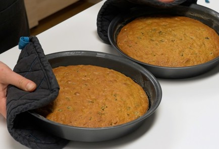 Фото шага рецепта Морковный торт 140265 шаг 11  