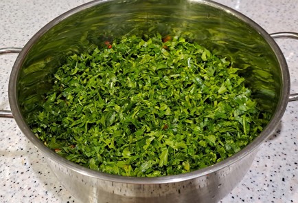 Фото шага рецепта Мороженая тыква с петрушкой и сладким перцем на зиму 187982 шаг 5