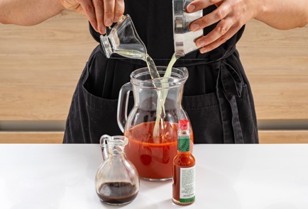 Фото шага рецепта Мороженое на палочке Кровавая Мэри popsicle 186535 шаг 5  