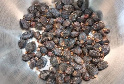 Фото шага рецепта Морс 189824 шаг 1  