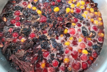 Фото шага рецепта Морс 189824 шаг 9  