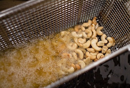 Фото шага рецепта Морской коктейль 30399 шаг 2  