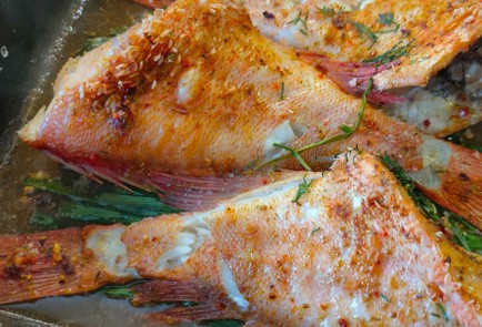 Фото шага рецепта Морской окунь в духовке 189705 шаг 10  