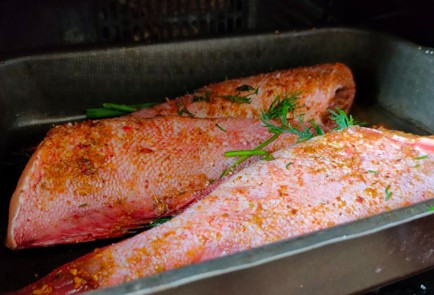 Фото шага рецепта Морской окунь в духовке 189705 шаг 9  