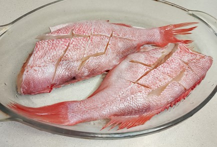 Фото шага рецепта Морской окунь в духовке 191224 шаг 3  