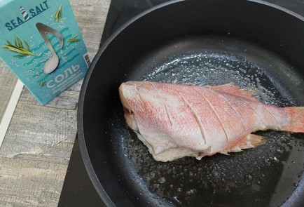 Фото шага рецепта Морской окунь 189097 шаг 7  