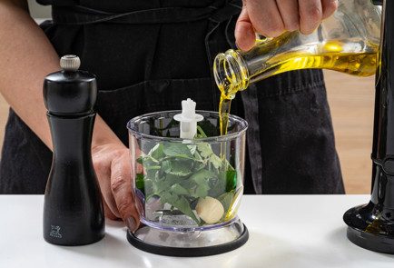 Фото шага рецепта Мойва в духовке на слоеном тесте 189276 шаг 9  