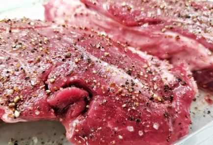 Фото шага рецепта Мраморная говядина с розмарином 140310 шаг 4  